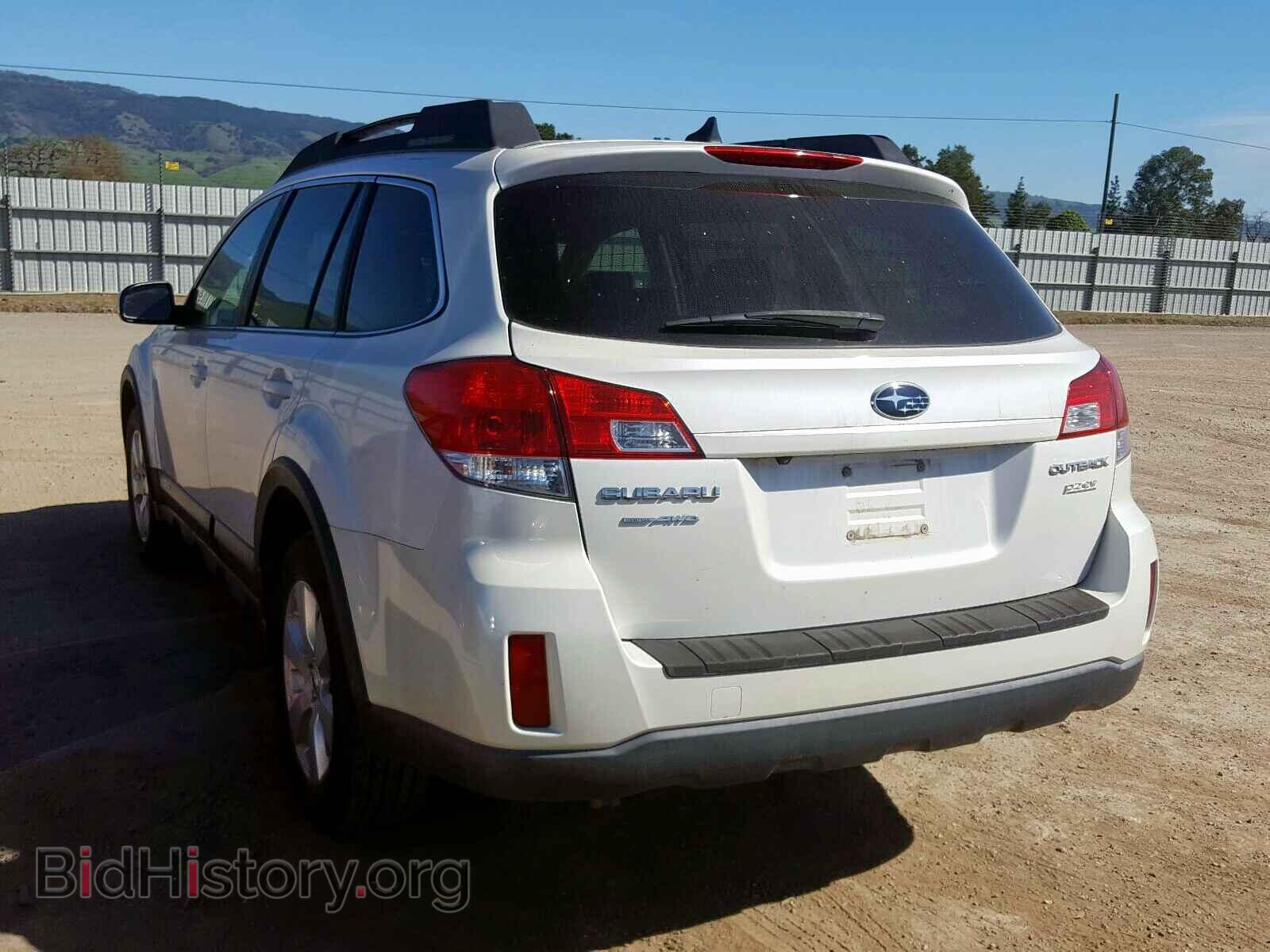 2011 SUBARU OUTBACK - VIN: 4S4BRBKC4B3418737 - Photo 3