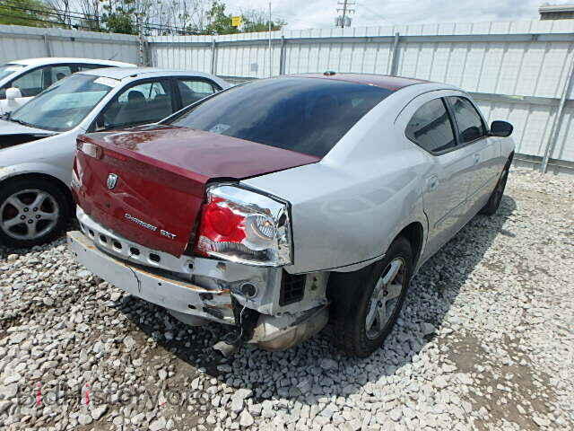 2010 DODGE CHARGER - VIN: 2B3CA3CV4AH216841 - Фото 4