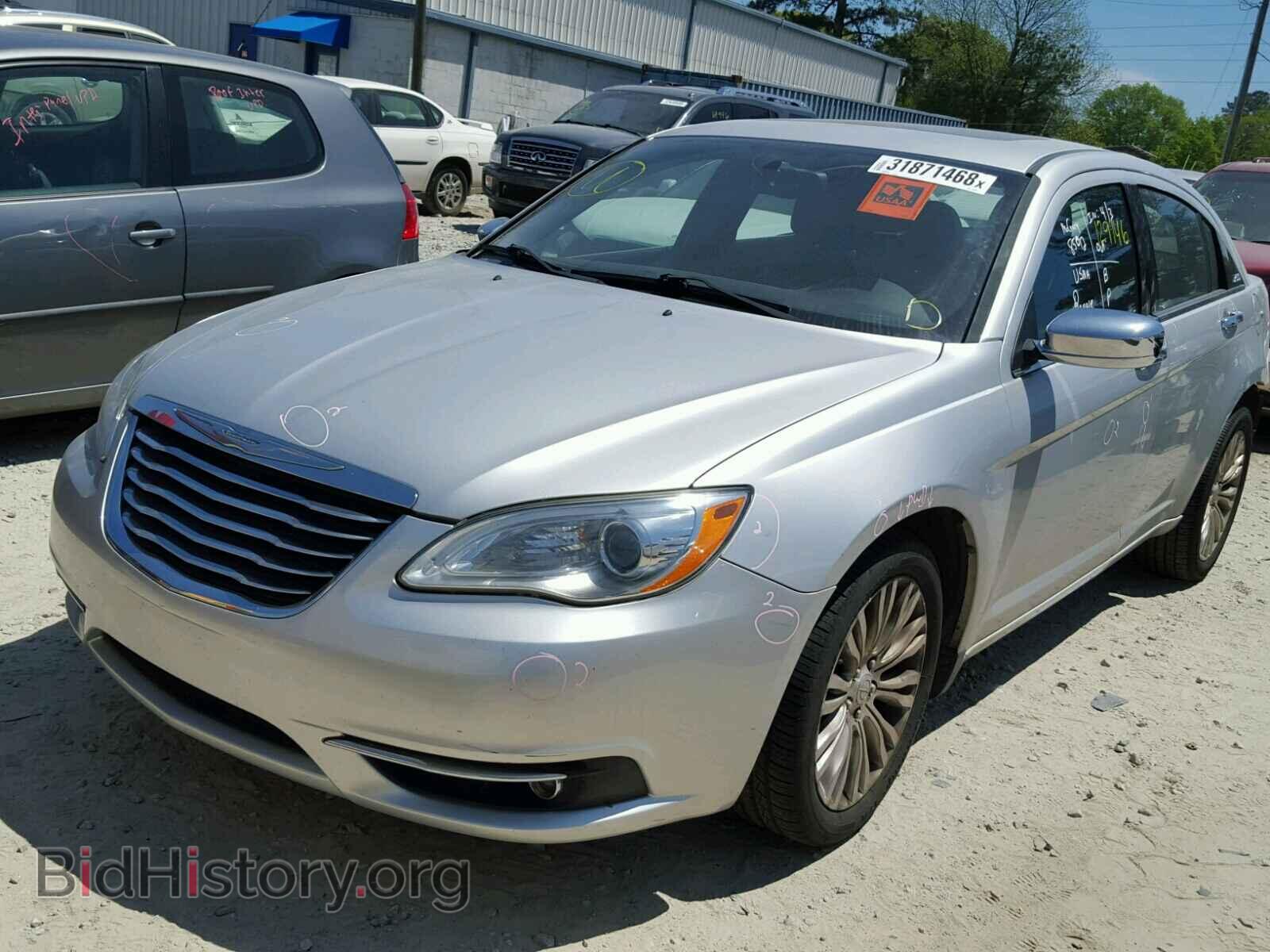 2012 CHRYSLER 200 - VIN: 1C3CCBCG8CN113196 - Фото 2