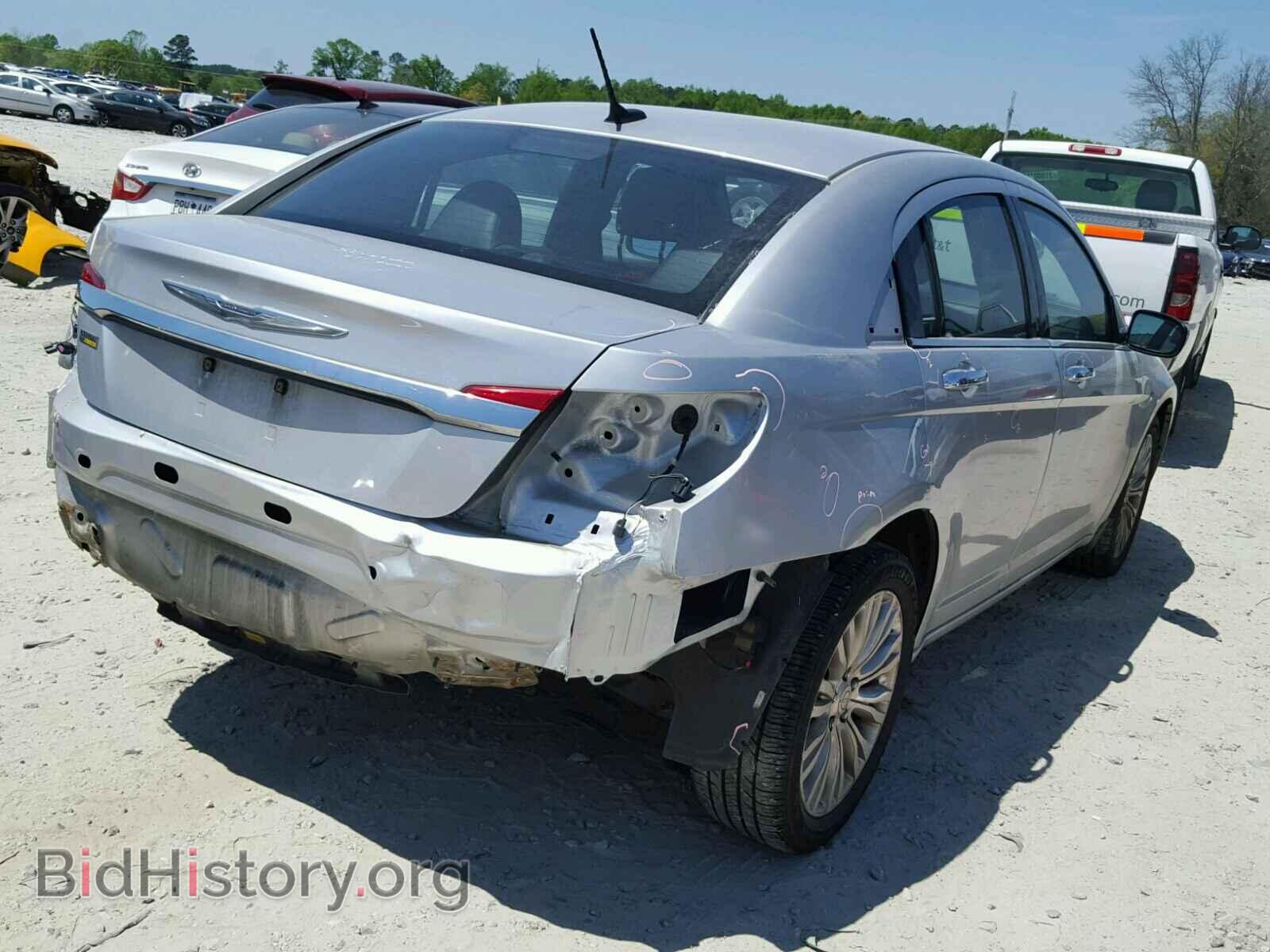 2012 CHRYSLER 200 - VIN: 1C3CCBCG8CN113196 - Фото 4