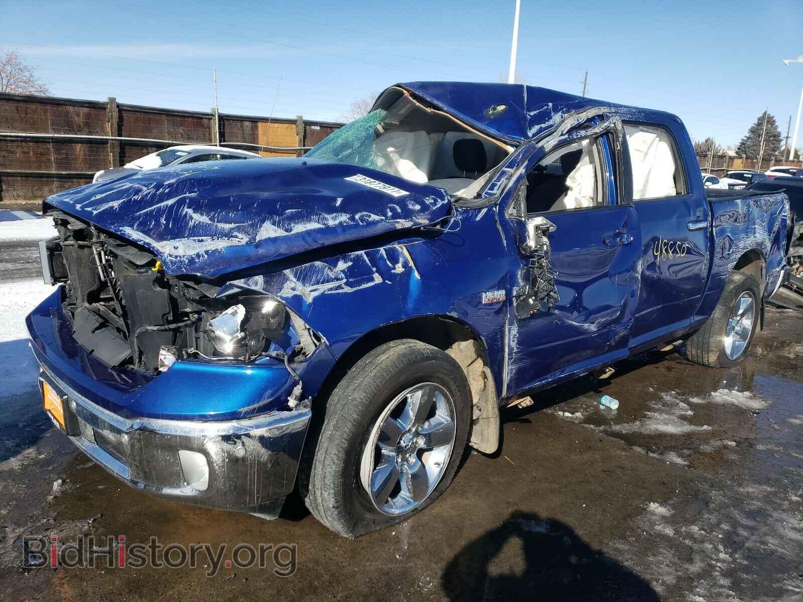 2017 RAM 1500 - VIN: 3C6RR7LT2HG593774 - Фото 2