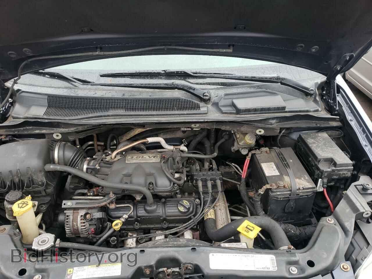 2009 CHRYSLER MINIVAN - VIN: 2A8HR54109R565174 - Фото 7