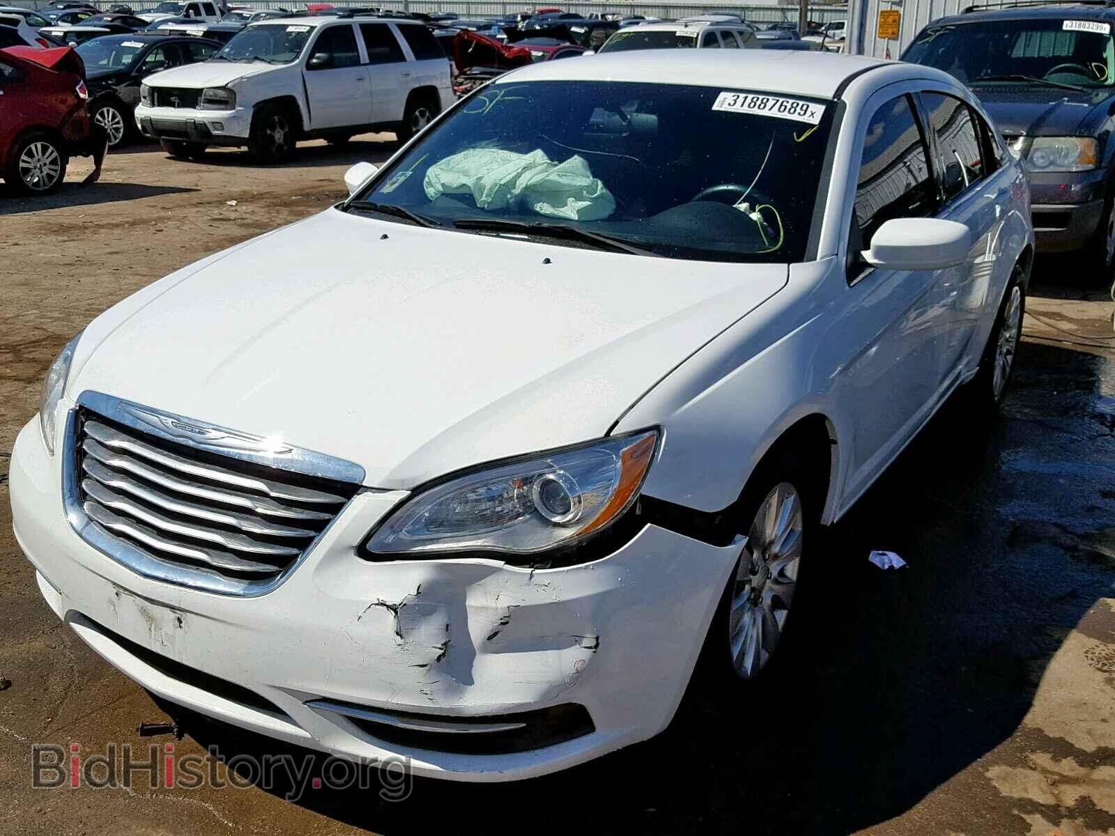 2014 CHRYSLER 200 - VIN: 1C3CCBAG4EN131233 - Фото 2