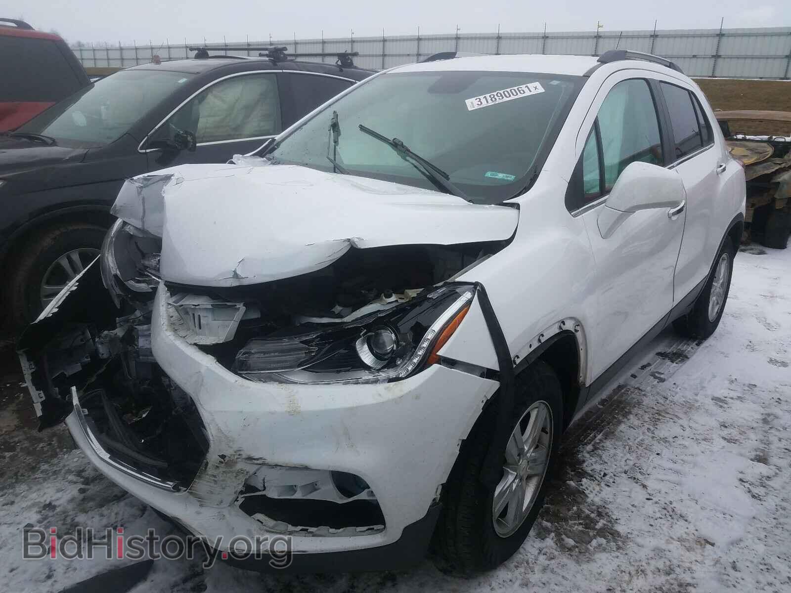 2018 CHEVROLET TRAX - VIN: 3GNCJPSB9JL282927 - Фото 2