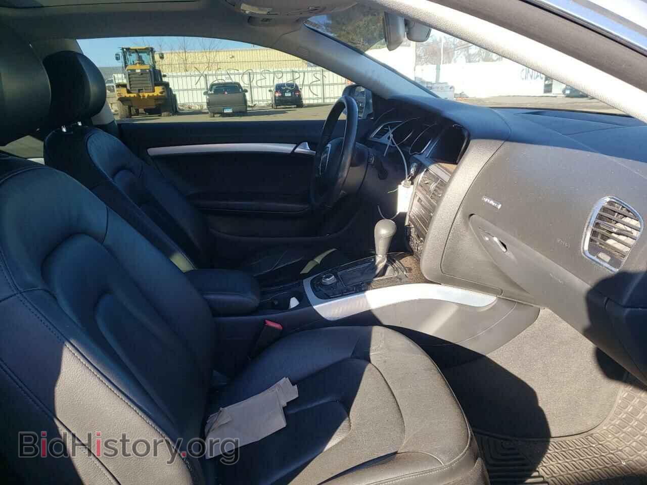 2011 AUDI A5 - VIN: WAULFAFR7BA050587 - Фото 5