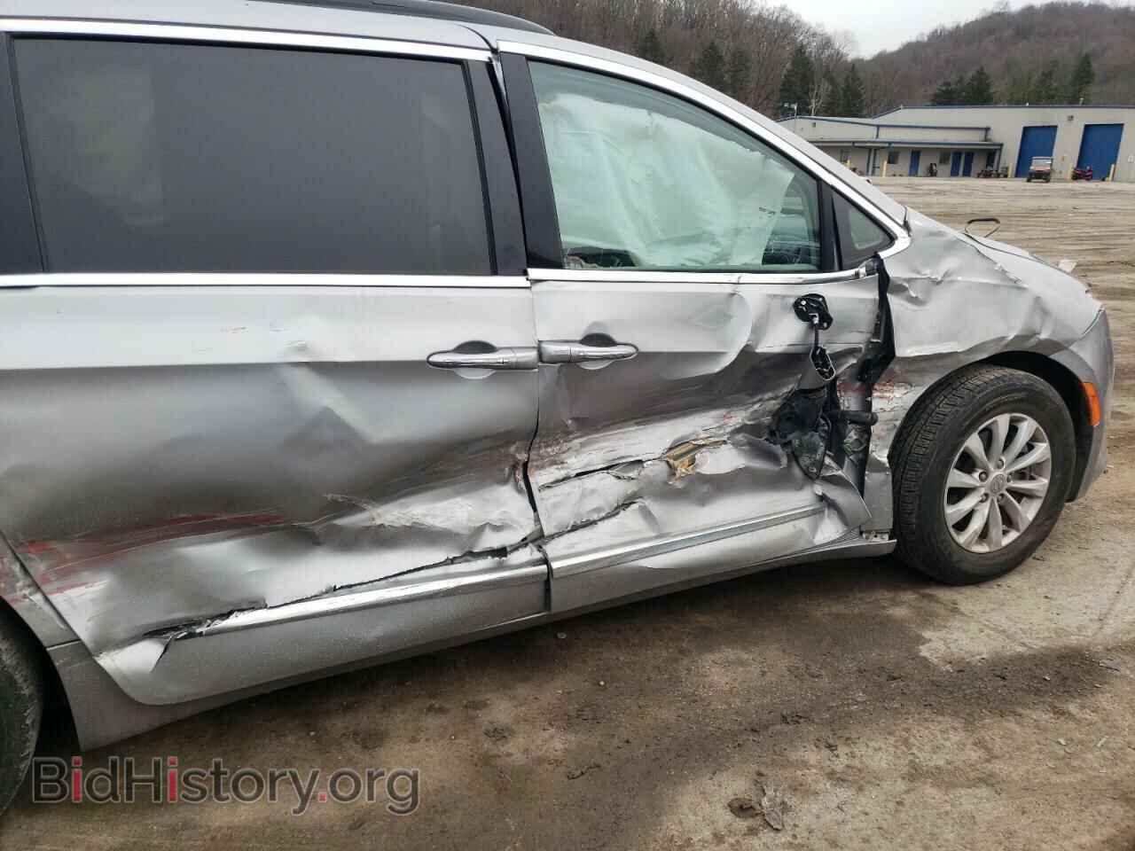 2017 CHRYSLER PACIFICA - VIN: 2C4RC1BG9HR795680 - Photo 9