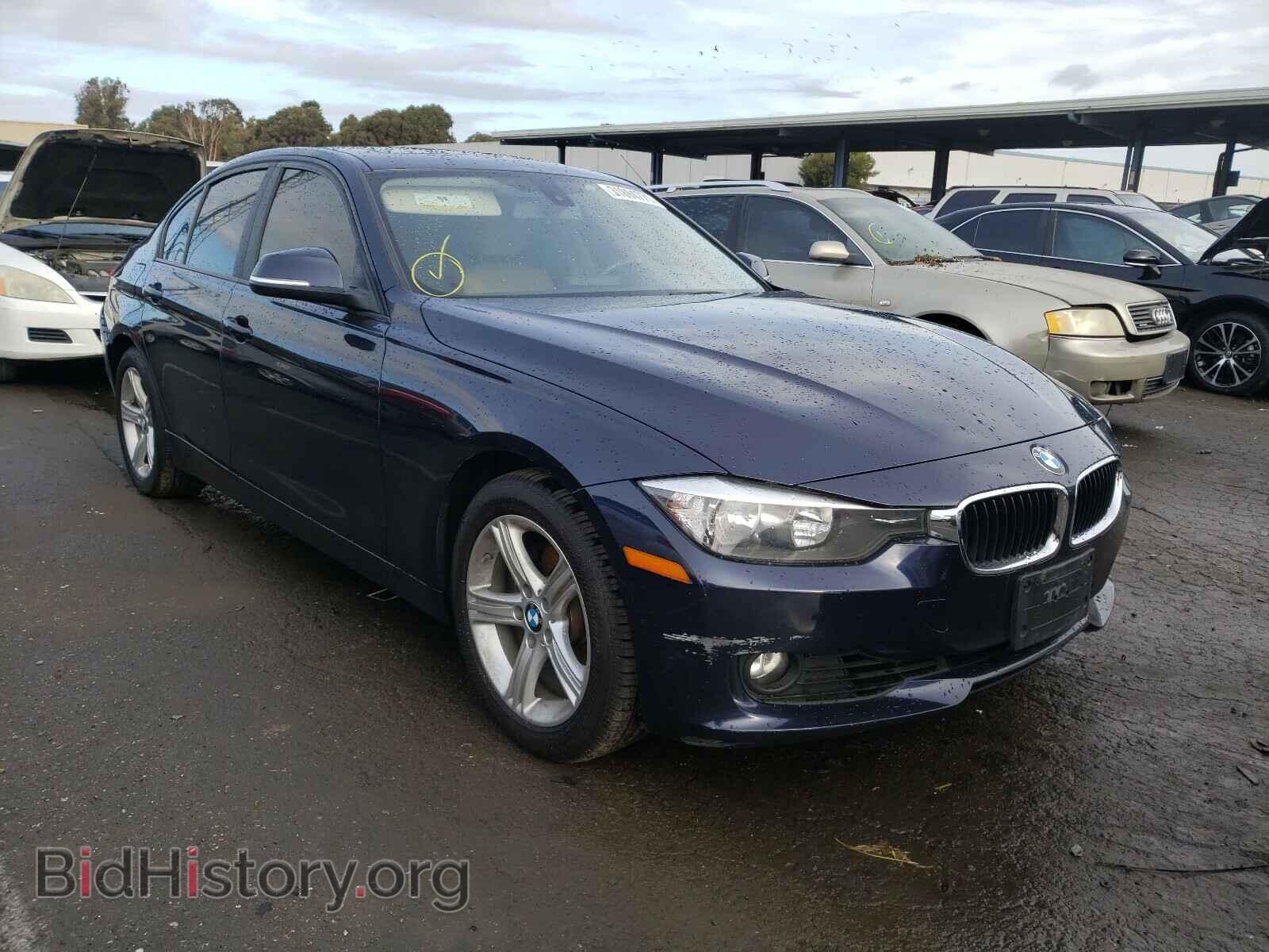 Photo WBA3A5C55CF345652 - BMW 3 SERIES 2012