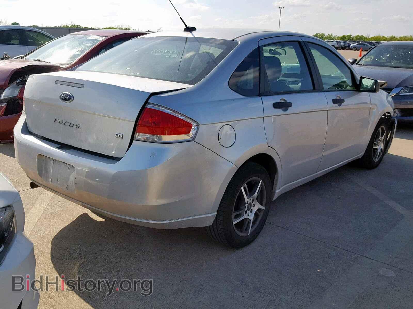 2010 FORD FOCUS SE - VIN: 1FAHP3FN8AW188421 - Фото 4