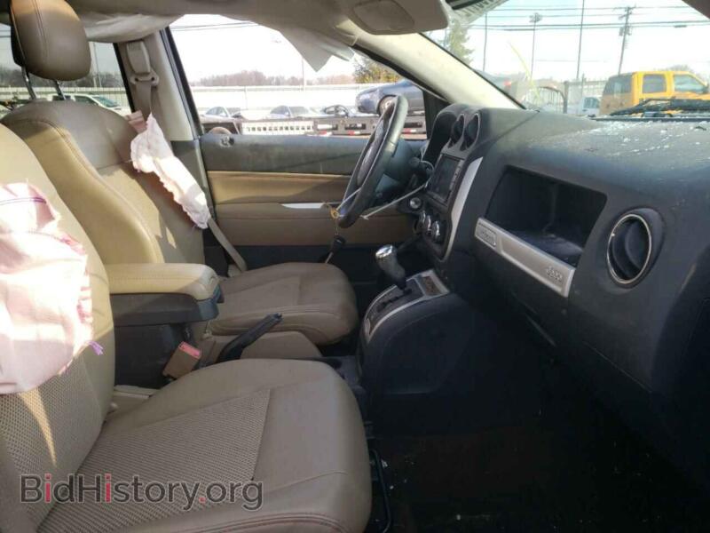 2014 Jeep COMPASS (VIN 1C4NJDEB7ED689636) — photo 5 of 10