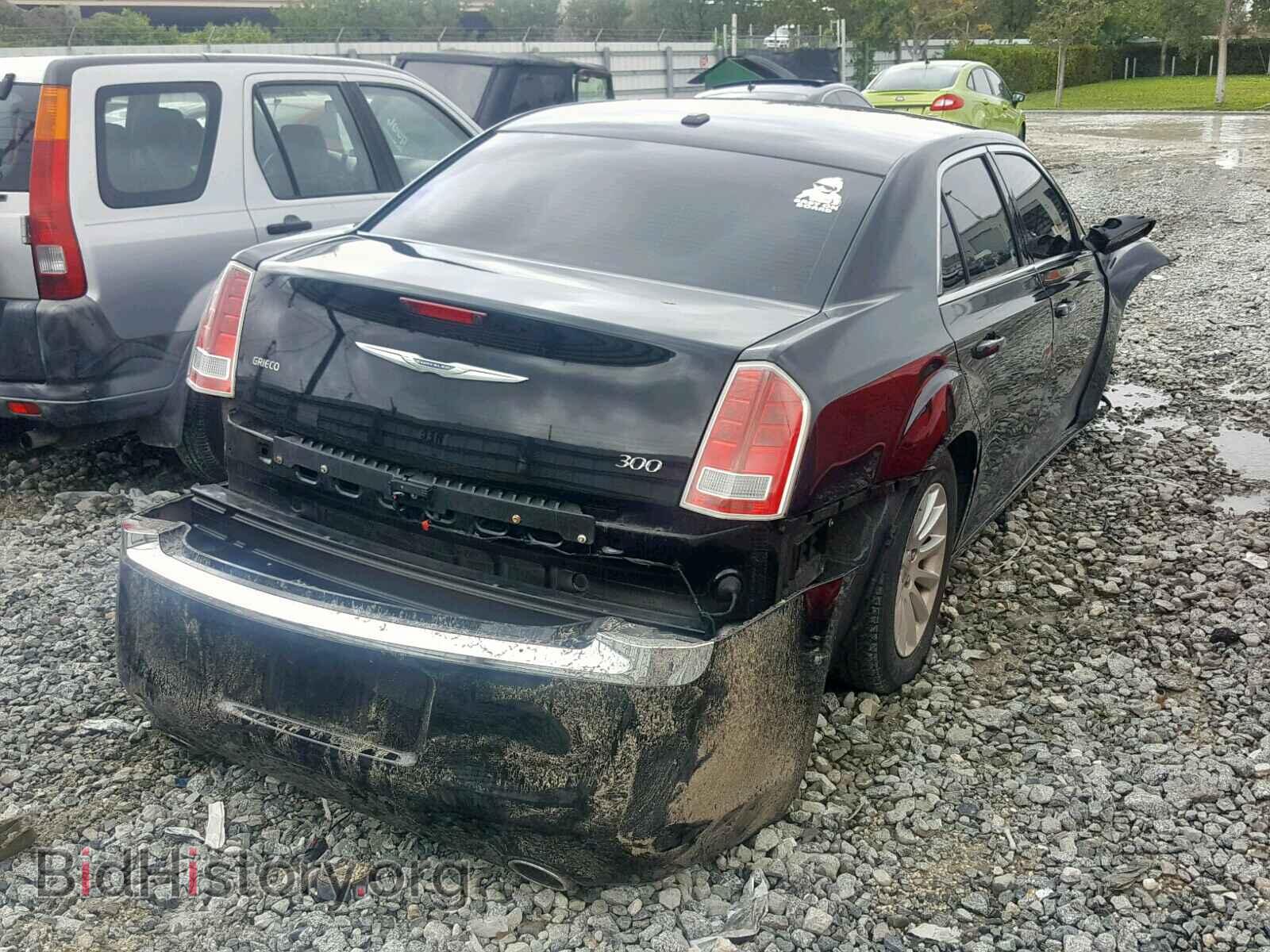 2014 CHRYSLER 300 - VIN: 2C3CCAAG1EH354977 - Фото 4