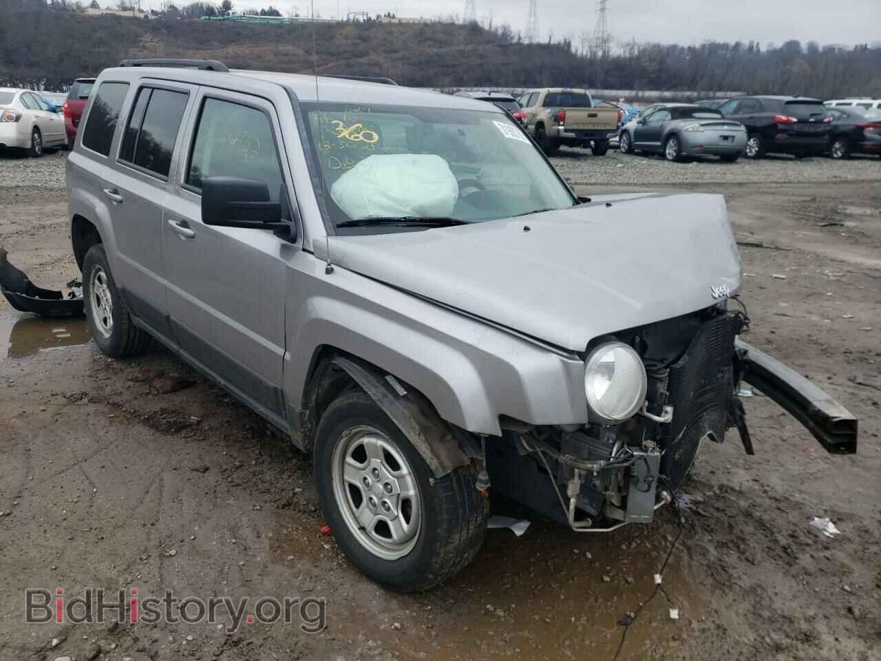 Photo 1C4NJRBB5GD511115 - JEEP PATRIOT 2016