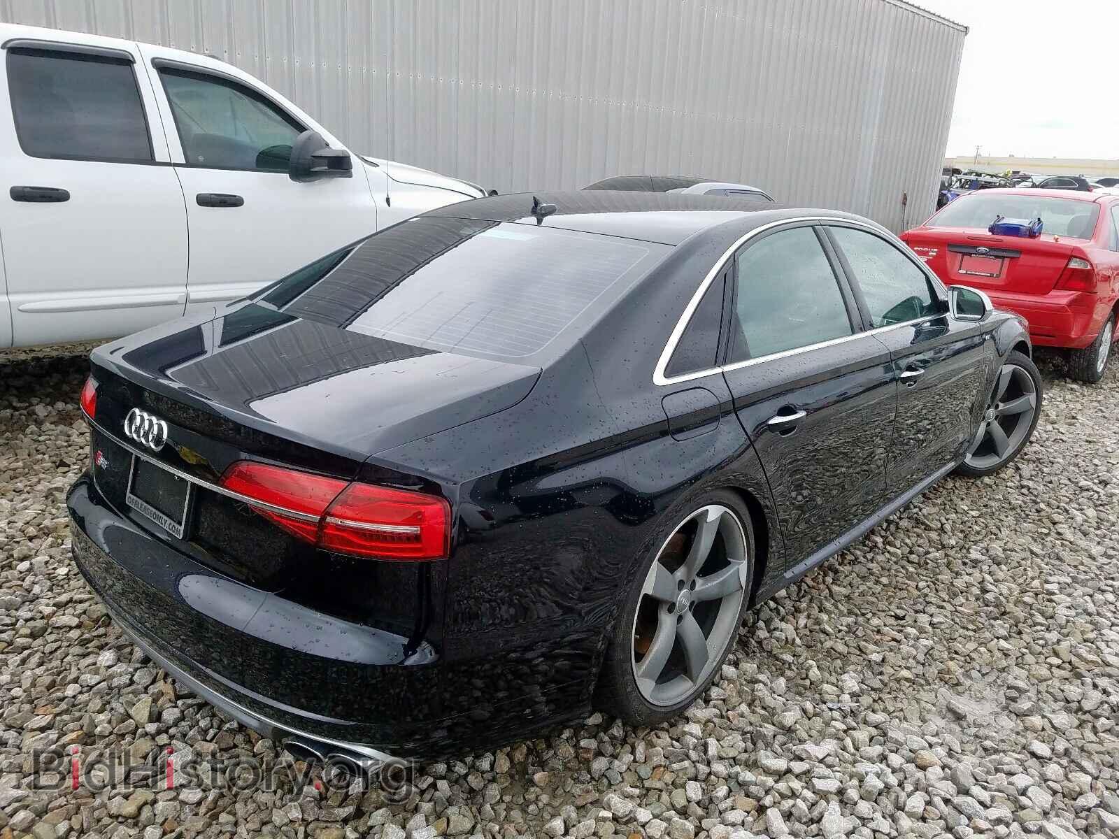 2016 AUDI S8 - VIN: WAUJSAFD2GN004110 - Photo 4