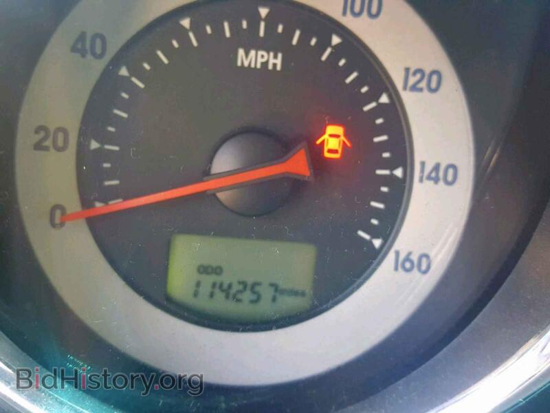 2011 Mitsubishi ECLIPSE (VIN 4A31K5DF0BE014736) — фото 8 из 10