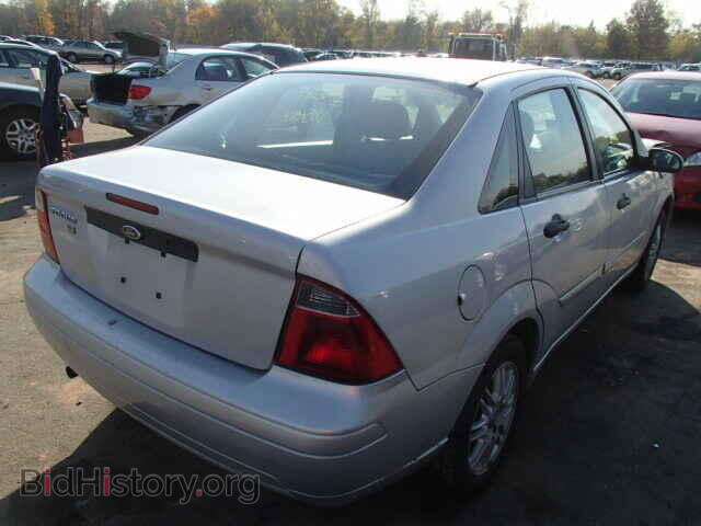 2007 FORD FOCUS - VIN: 1FAFP34N67W256900 - Фото 4