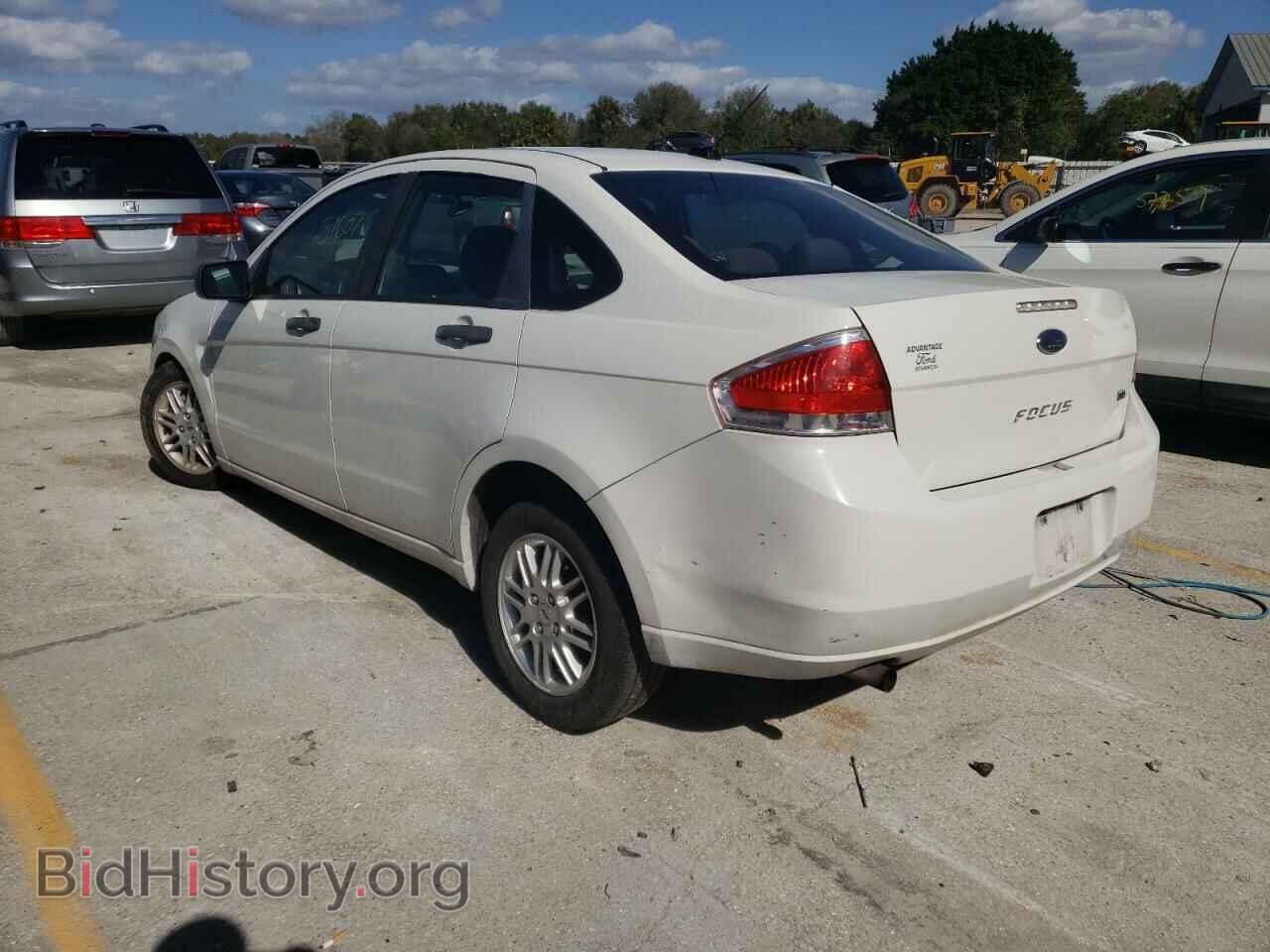 2010 FORD FOCUS - VIN: 1FAHP3FN4AW108497 - Фото 3