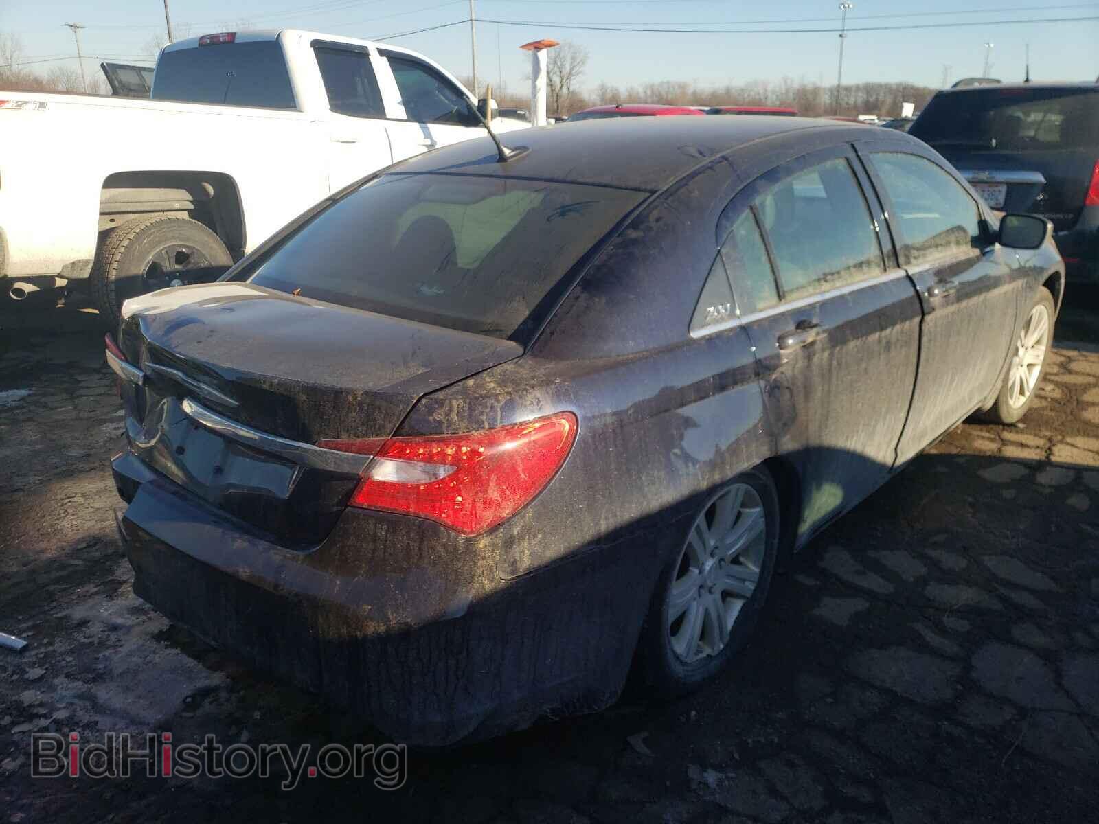 2012 CHRYSLER 200 - VIN: 1C3CCBBB9CN109213 - Фото 4