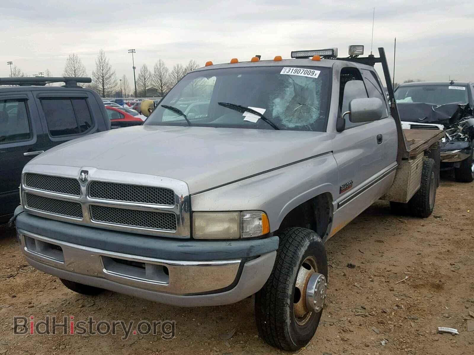 1997 DODGE RAM 3500 - VIN: 3B7MF33D6VM592590 - Фото 2