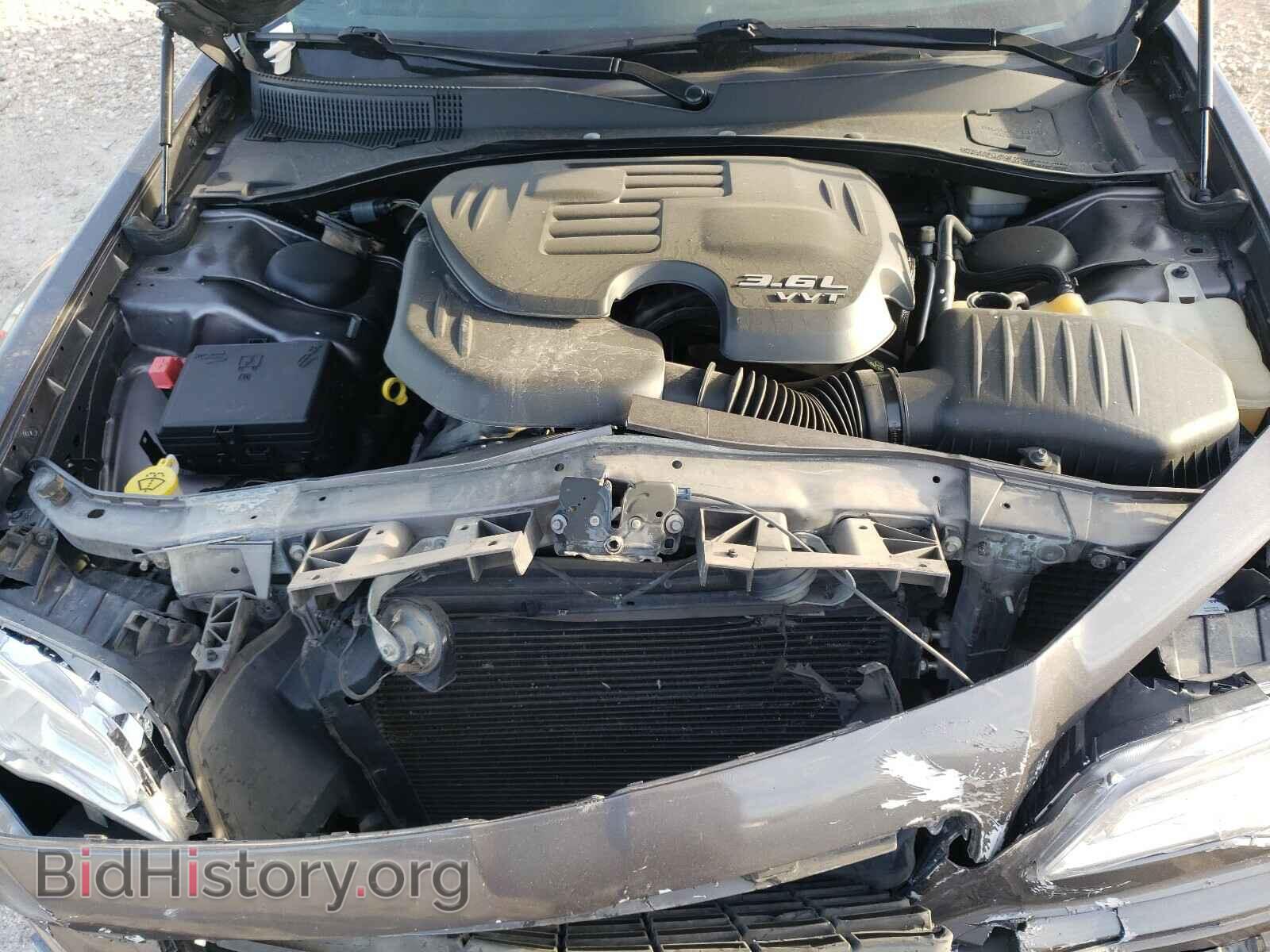 2014 CHRYSLER 300 - VIN: 2C3CCAAG4EH244442 - Фото 7