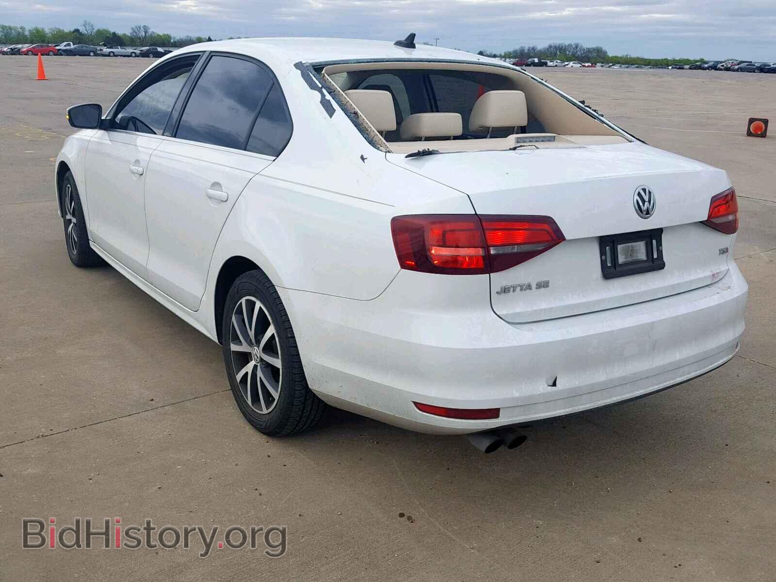 2017 VOLKSWAGEN JETTA - VIN: 3VWDB7AJ8HM301665 - Фото 3