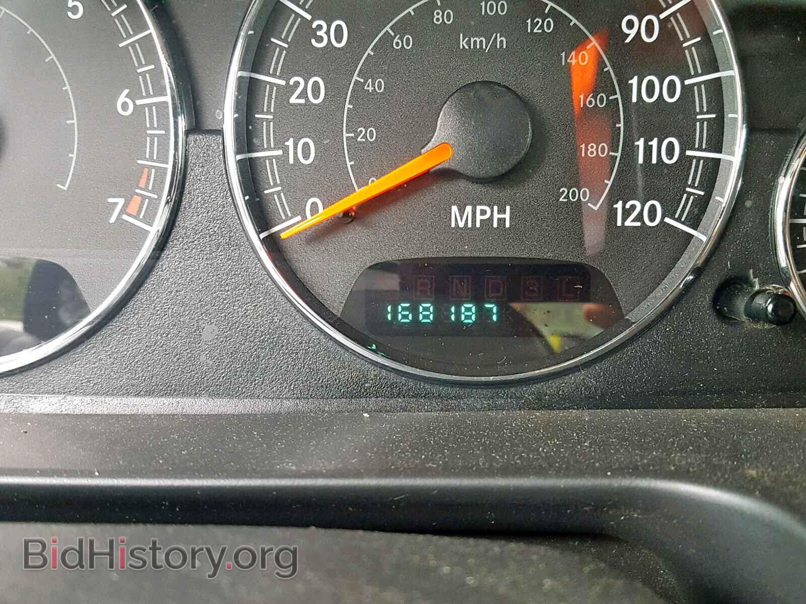 2005 CHRYSLER SEBRING - VIN: 1C3EL55R85N521192 - Фото 8