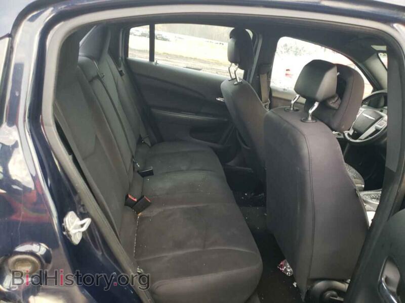 2013 Chrysler 200 (VIN 1C3CCBBB3DN727290) — фото 6 из 10