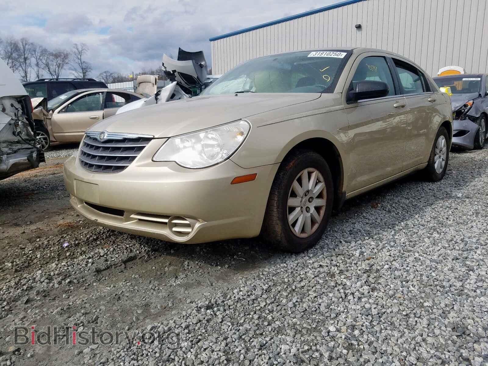 2010 CHRYSLER SEBRING - VIN: 1C3CC4FB2AN223931 - Фото 2