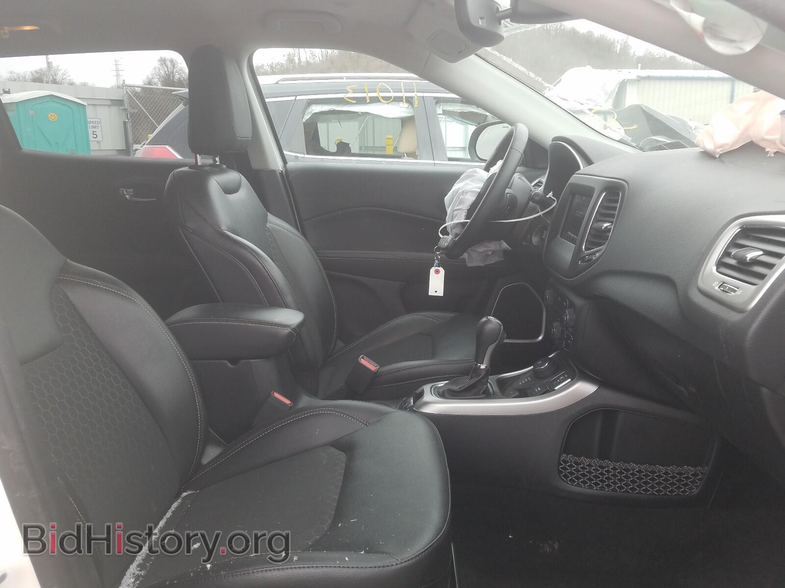 2019 JEEP COMPASS - VIN: 3C4NJDBB2KT703825 - Фото 5