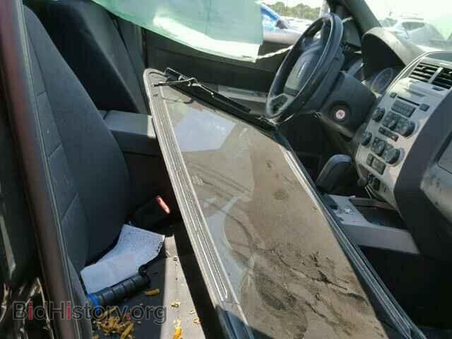 2011 FORD ESCAPE - VIN: 1FMCU0D76BKA06008 - Фото 5