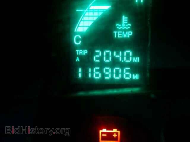 2004 CADILLAC DEVILLE - VIN: 1G6KD54Y64U257692 - Photo 8