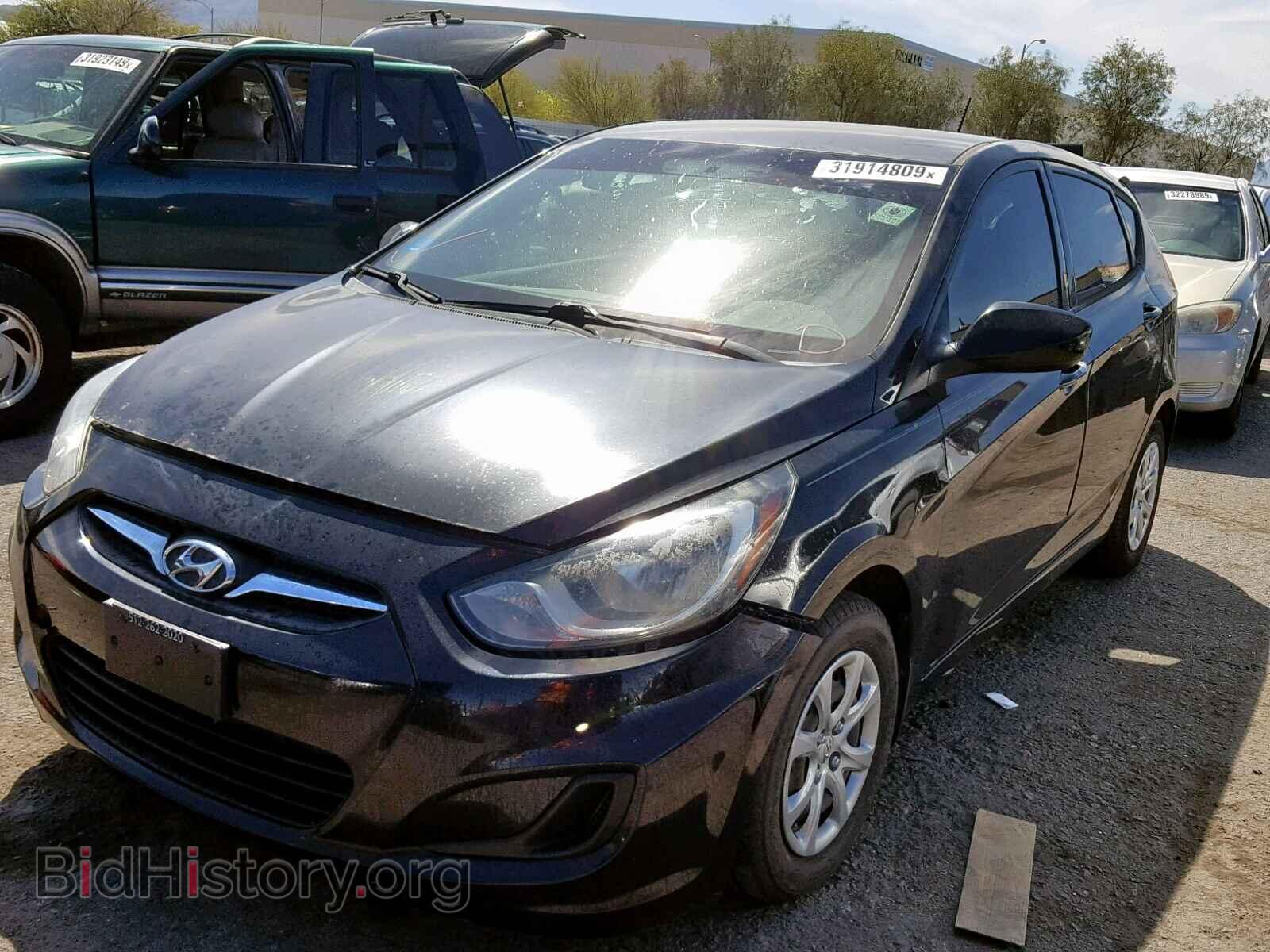 2013 HYUNDAI ACCENT - VIN: KMHCT5AE3DU083834 - Фото 2