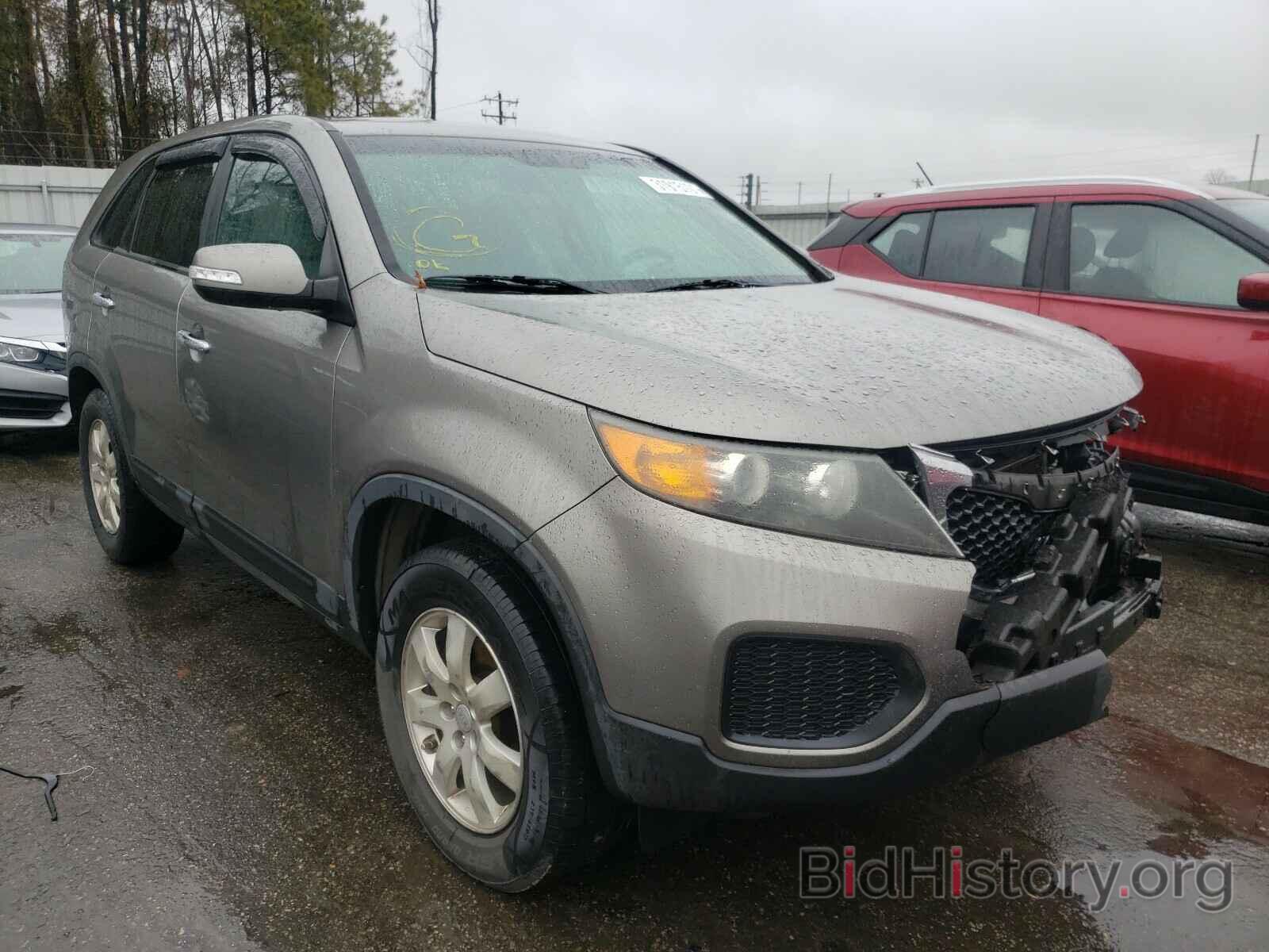 Photo 5XYKT3A1XBG026997 - KIA SORENTO 2011