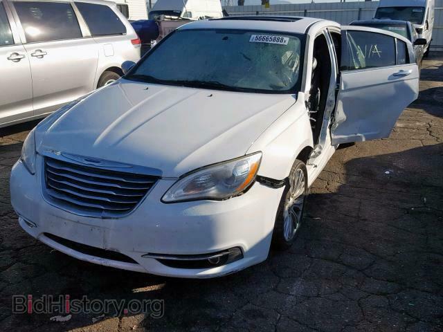 2012 CHRYSLER 200 - VIN: 1C3CCBCG2CN106714 - Фото 2