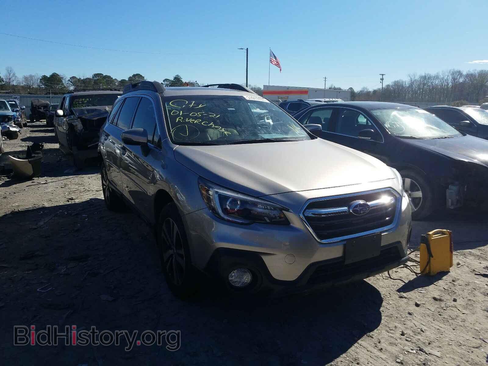 Photo 4S4BSANC9J3350847 - SUBARU OUTBACK 2018