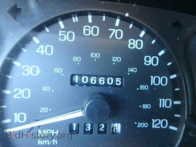 2002 FORD ESCORT - VIN: 3FAFP13P02R215830 - Фото 8