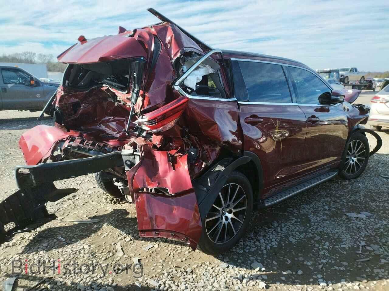 2017 TOYOTA HIGHLANDER - VIN: 5TDKZRFH3HS200086 - Фото 4