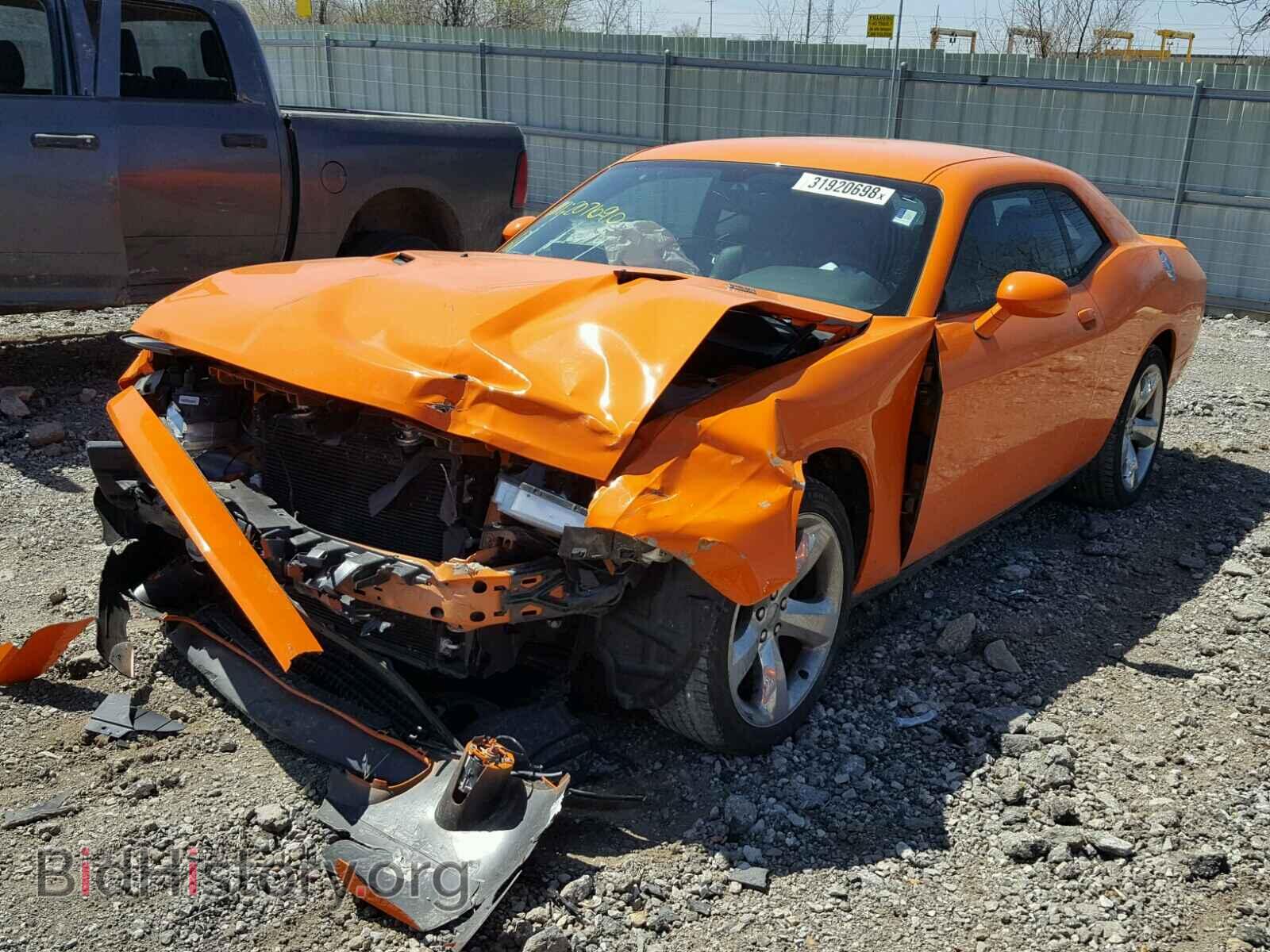 2014 DODGE CHALLENGER - VIN: 2C3CDYBT1EH207690 - Фото 2