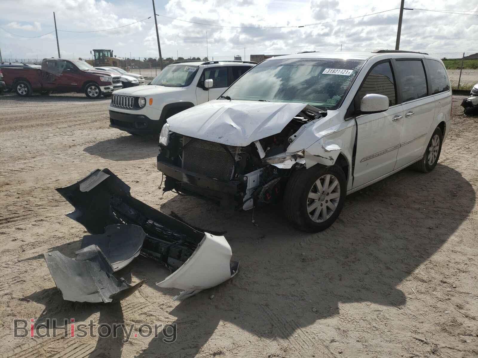 2015 CHRYSLER MINIVAN - VIN: 2C4RC1BG2FR727699 - Фото 2