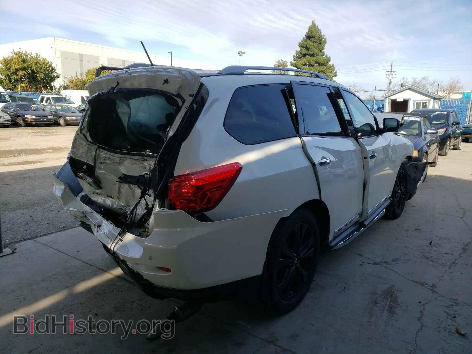 2017 NISSAN PATHFINDER - VIN: 5N1DR2MN4HC658970 - Фото 4