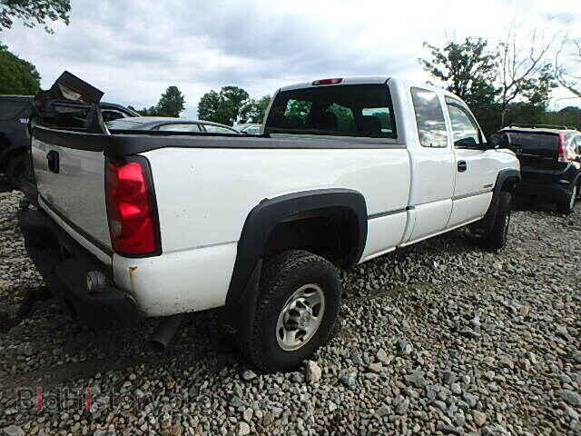 2006 CHEVROLET SILVERADO - VIN: 1GCHK29U66E190977 - Фото 4