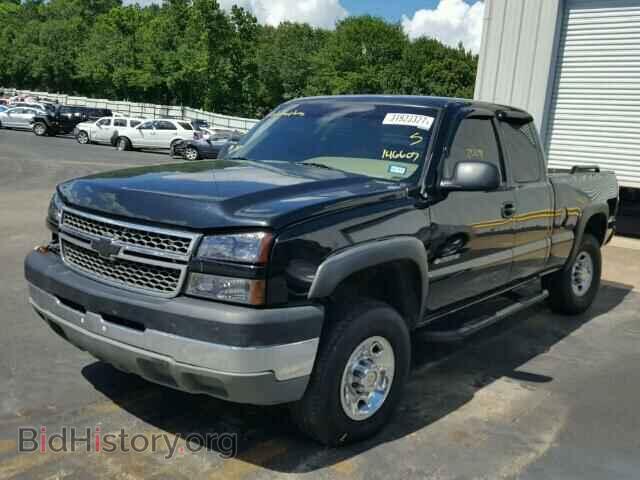 2005 CHEVROLET SILVERADO - VIN: 1GCHC29U15E146607 - Фото 2