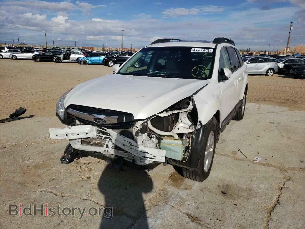 2011 SUBARU OUTBACK - VIN: 4S4BRDLC7B2423978 - Фото 2
