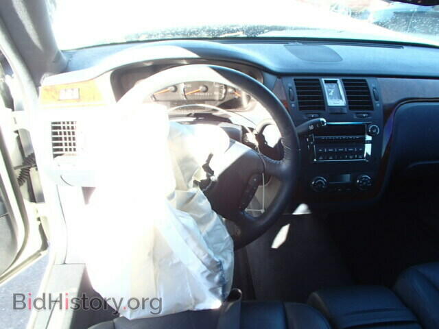 2006 CADILLAC DTS - VIN: 1G6KD57Y66U109394 - Фото 9