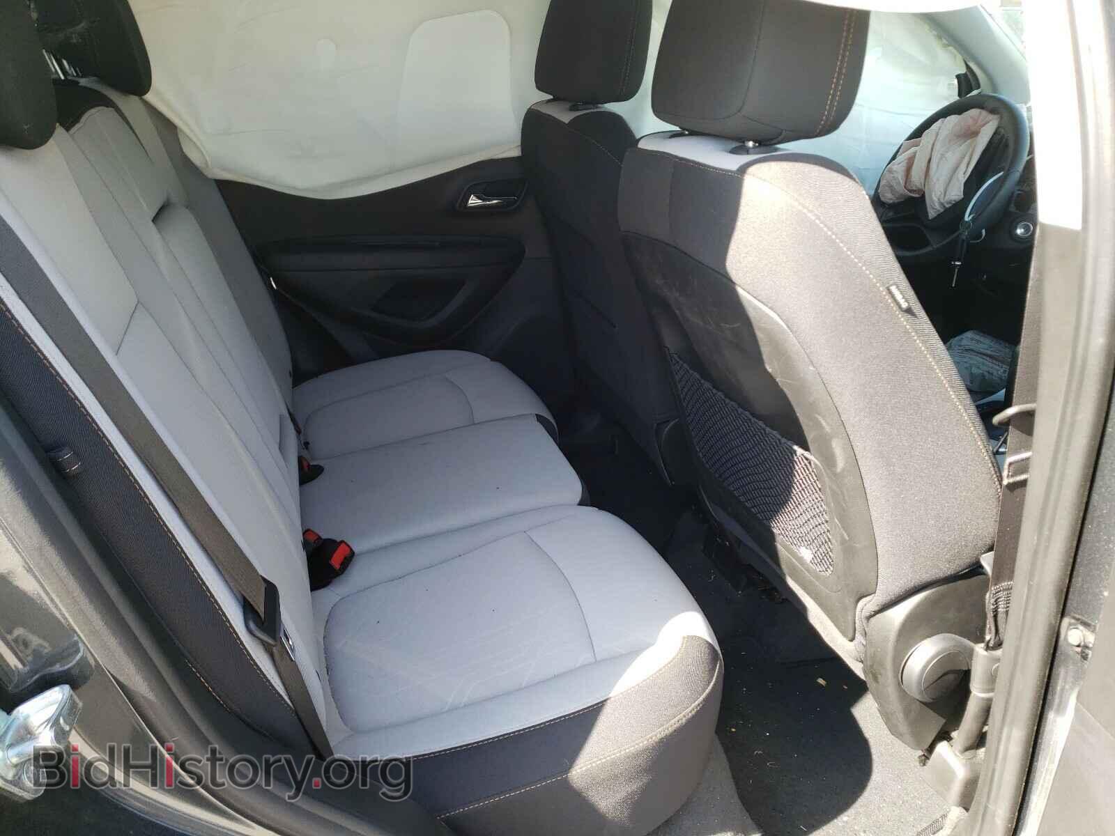 2019 CHEVROLET TRAX - VIN: 3GNCJLSB4KL315519 - Фото 6