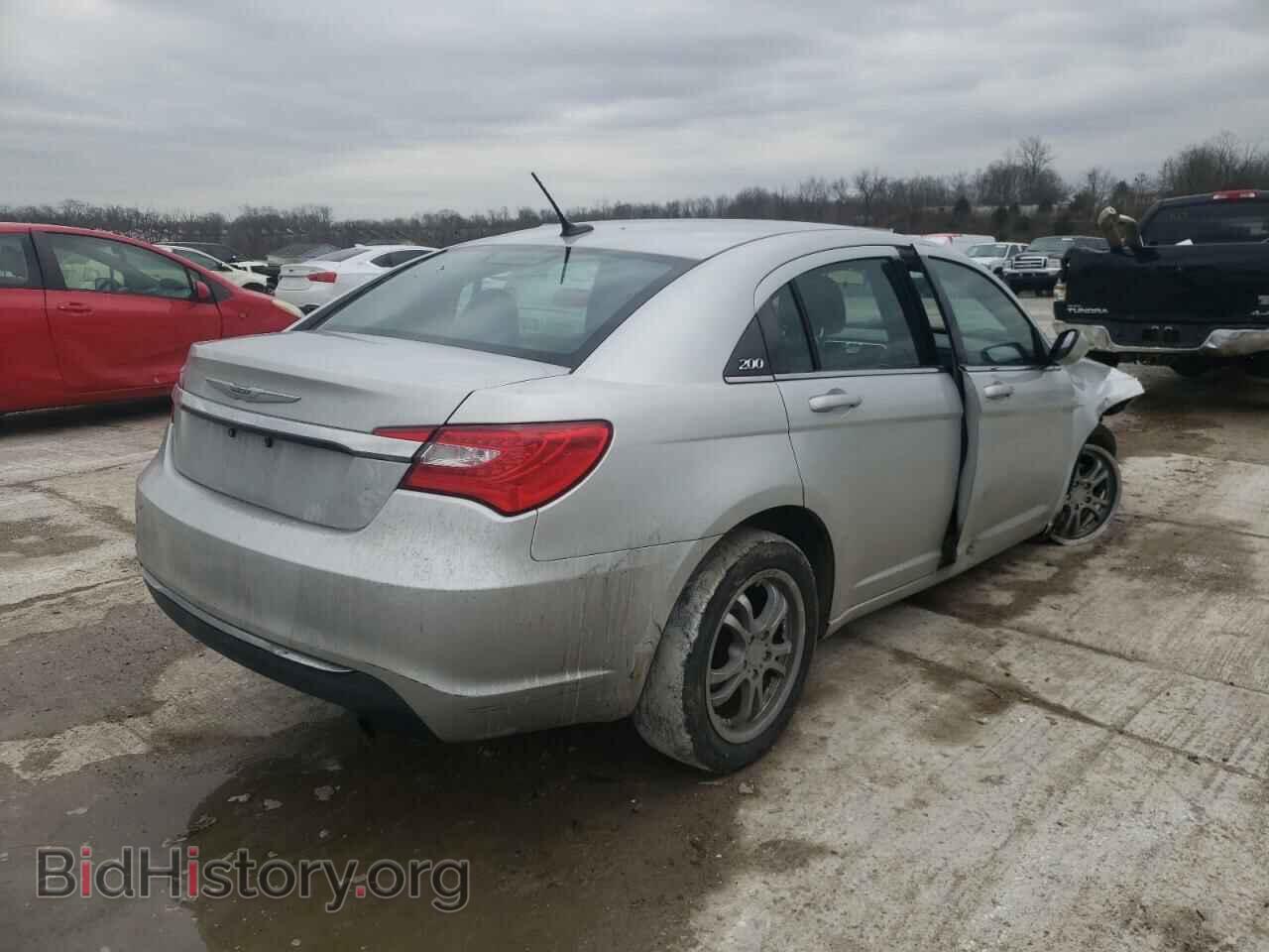 2012 CHRYSLER 200 - VIN: 1C3CCBAB3CN330646 - Фото 4