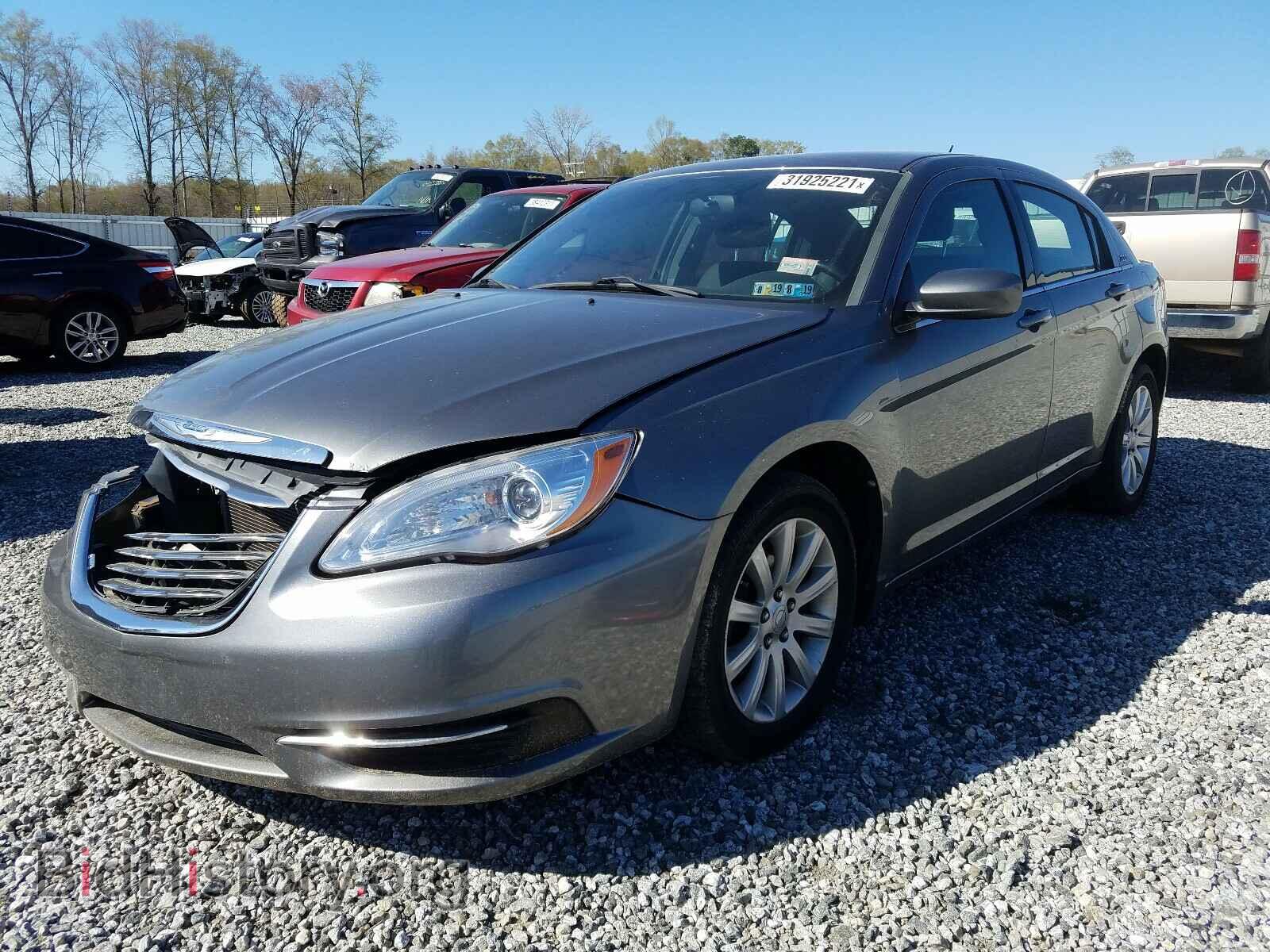 2012 CHRYSLER 200 - VIN: 1C3CCBBB8CN120414 - Фото 2