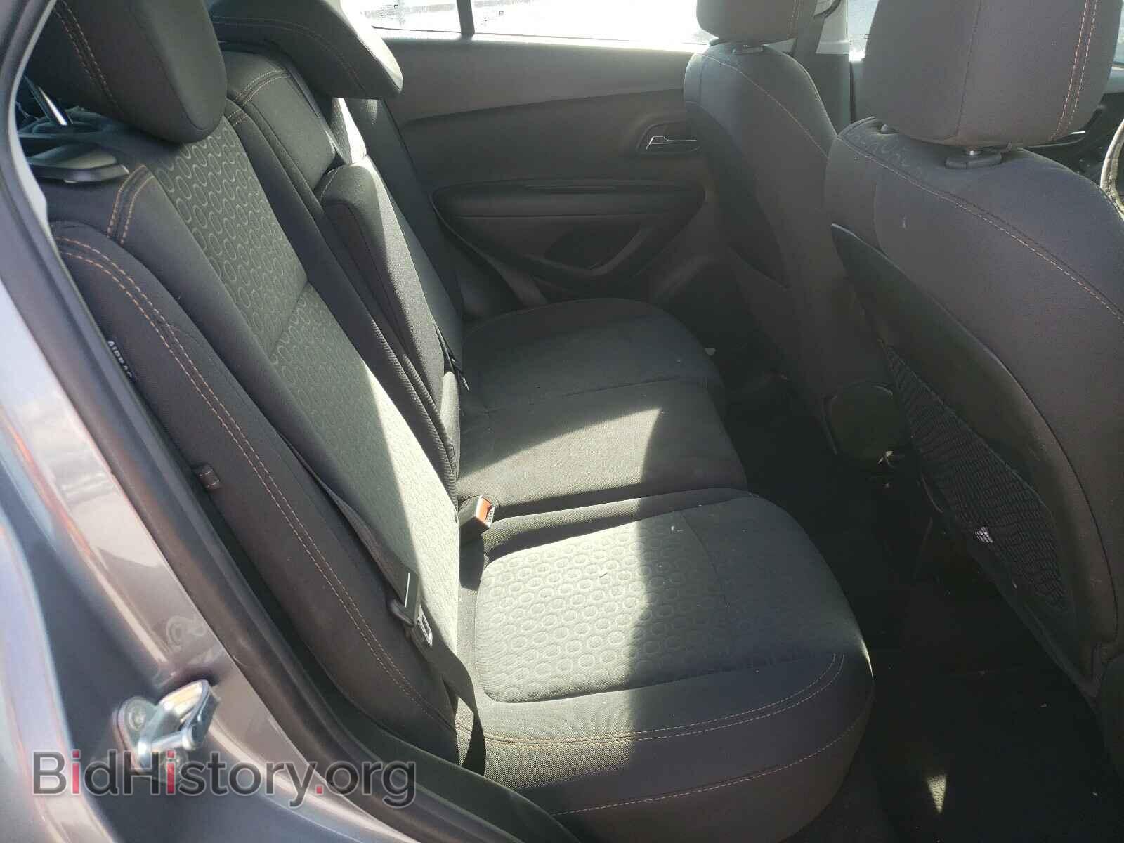 2020 CHEVROLET TRAX - VIN: 3GNCJKSB7LL224093 - Фото 6