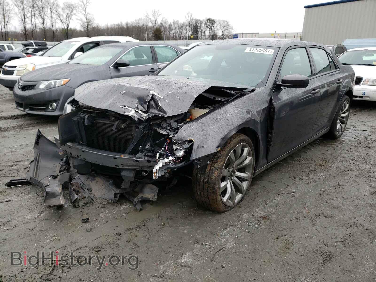 2014 CHRYSLER 300 - VIN: 2C3CCABT0EH380742 - Фото 2