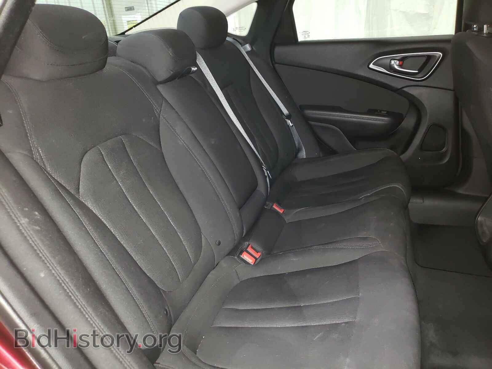 2015 CHRYSLER 200 - VIN: 1C3CCCAB6FN537347 - Фото 6