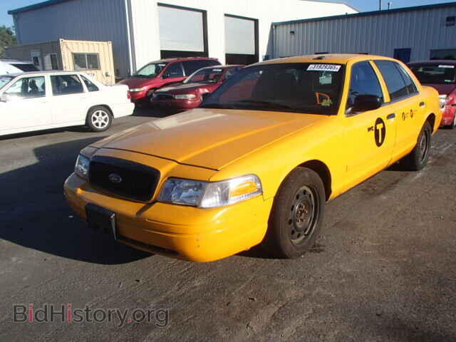 2011 FORD CROWN VIC - VIN: 2FABP7AV7BX135008 - Фото 2