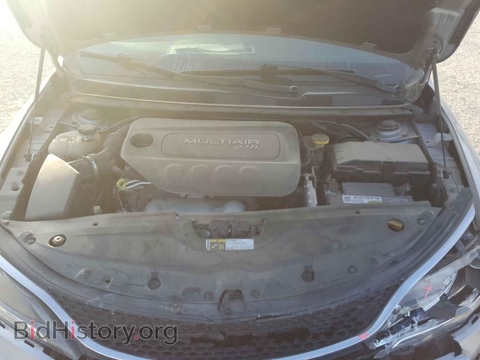 2015 CHRYSLER 200 - VIN: 1C3CCCABXFN588639 - Photo 7